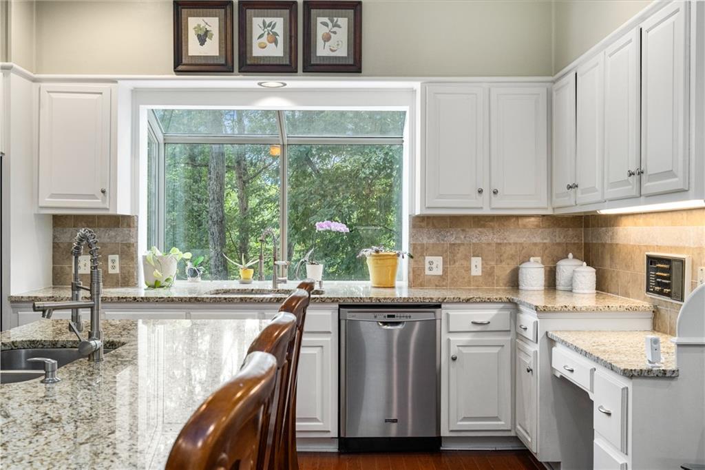 9035 River Run Atlanta, GA 30350 - Photo 26 of 66