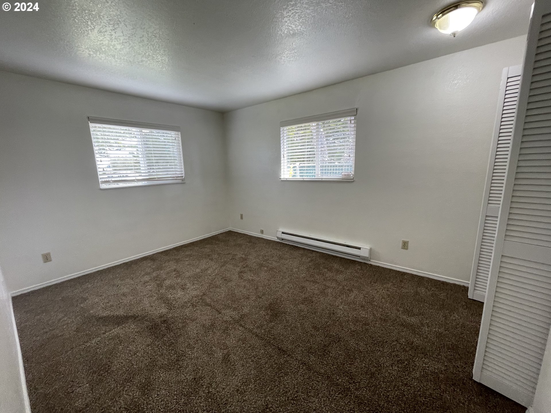1684 29th Street Florence, OR 97439 - Photo 26 of 48 Bedroom