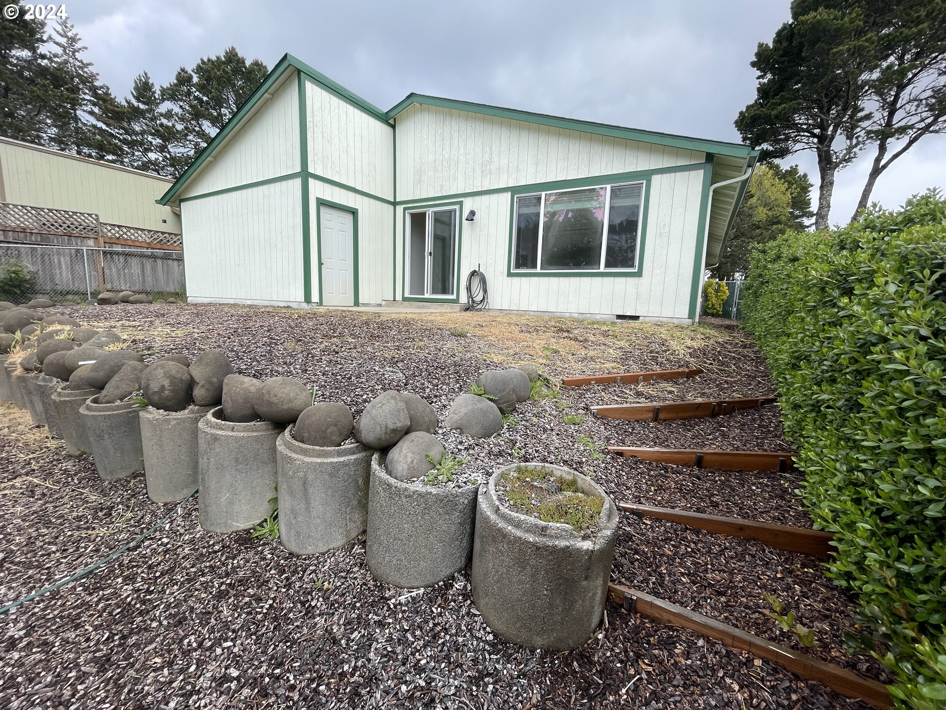 1684 29th Street Florence, OR 97439 - Photo 42 of 48 Gallery Image 42