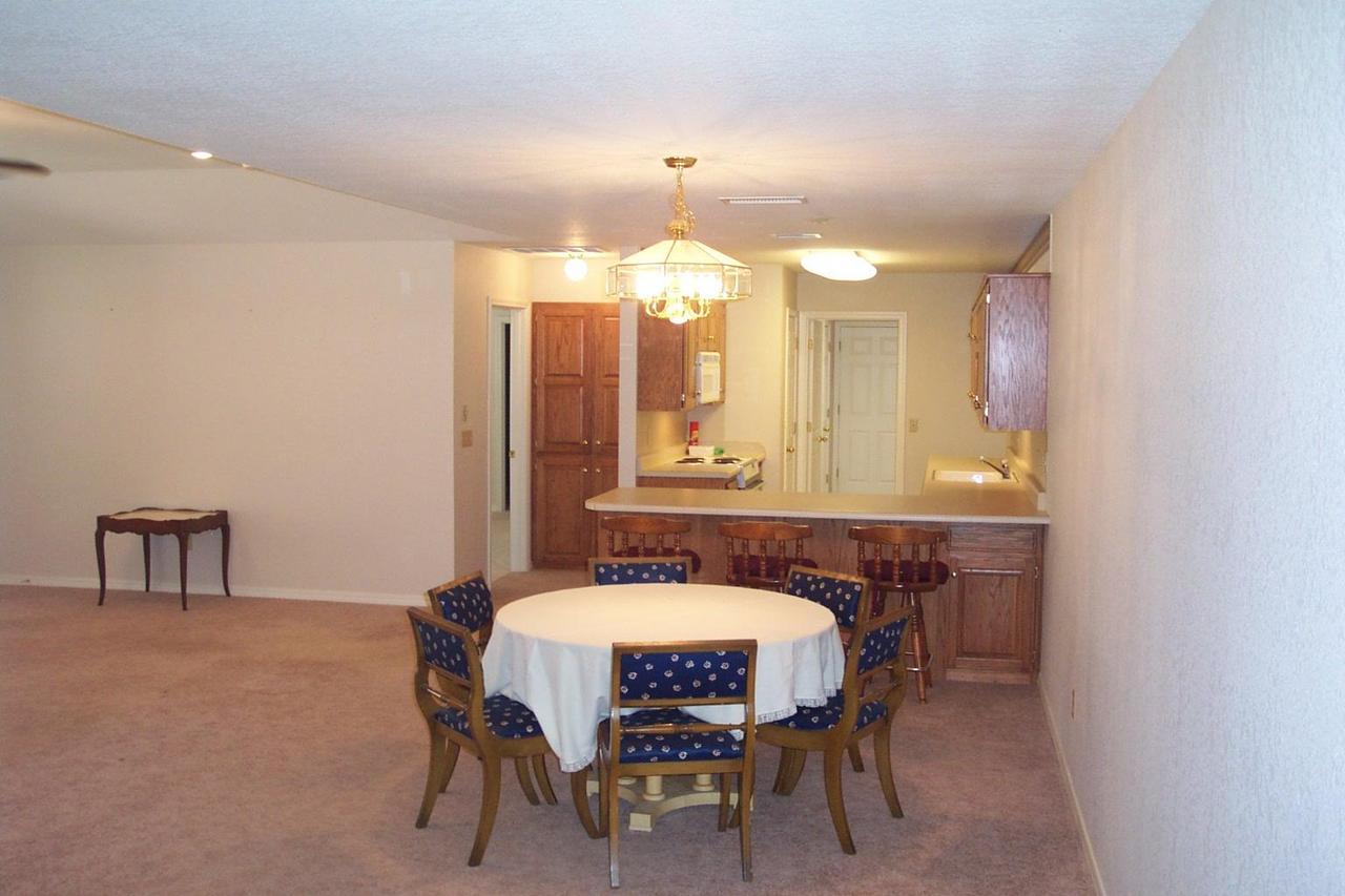 6031 Belpree Road Amarillo, TX 79106 - Photo 8 of 11 Dining Room
