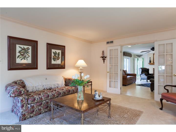 57 Abington Road Mount Laurel, NJ 08054 - Photo 3 of 25 Living Room