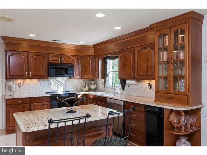 57 Abington Road Mount Laurel, NJ 08054 - Photo 10 of 25 Kitchen