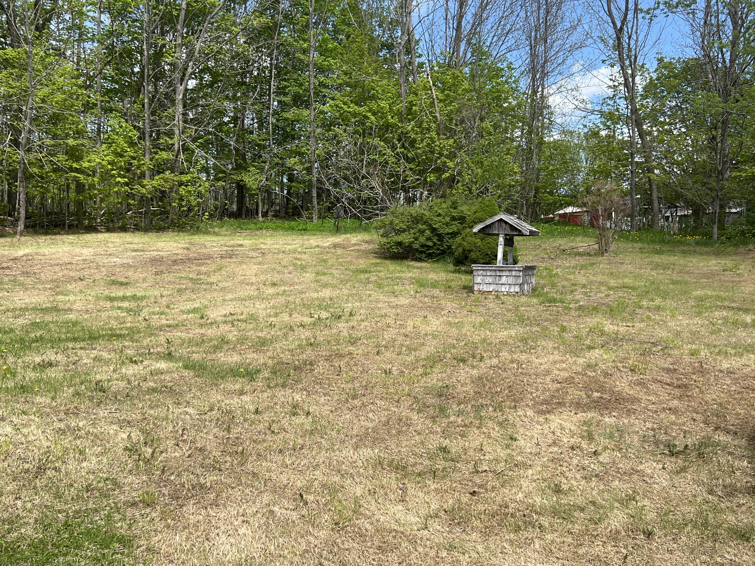 992 Main Street Springfield, ME 04487 - Photo 3 of 13 IMG_1346