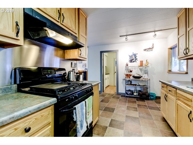 39886 Howard Road Marcola, OR 97454 - Photo 12 of 27 Gallery Image 12