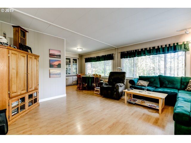 39886 Howard Road Marcola, OR 97454 - Photo 9 of 27 Gallery Image 9