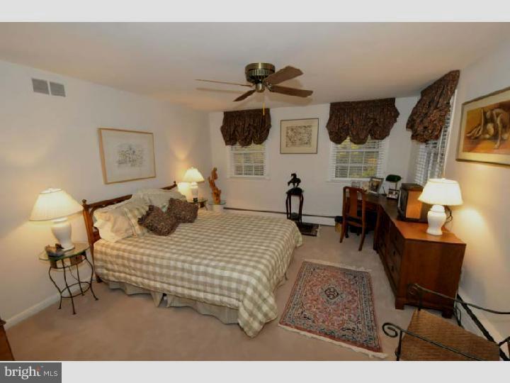 712 Custis Road Glenside, PA 19038 - Photo 22 of 25 Bedroom 3