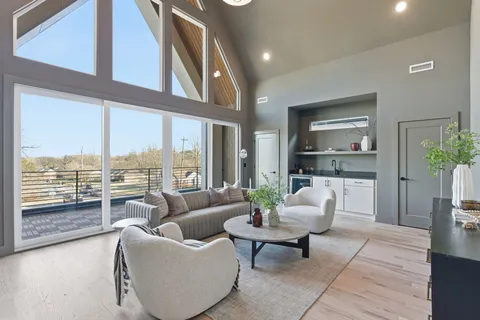 $1,250,000 | 1228 Preston Drive, Nashville, TN 37206