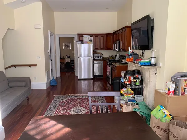 $5,800 | 21 Worthington Street, Unit 1, Boston, MA 02120