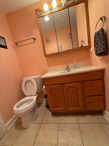 $2,300 | 4049 West 89th Place, Unit 4049, Hometown, IL 60456