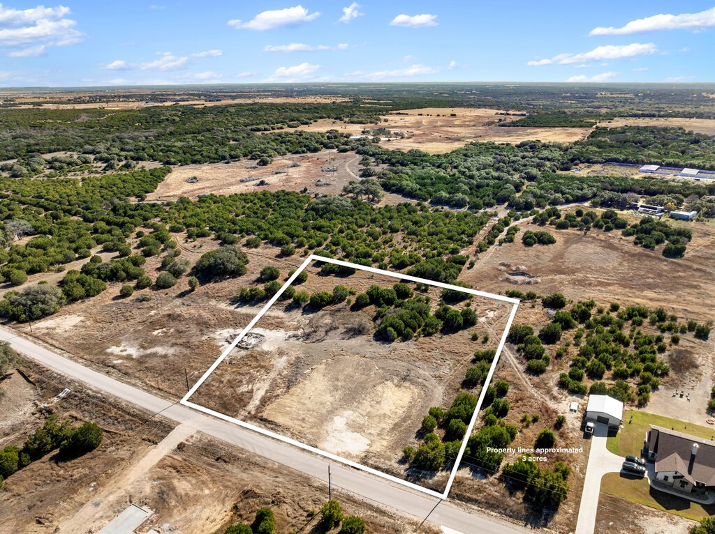 155 Whispering Wind Road Bertram, TX 78605 - Photo 3 of 7