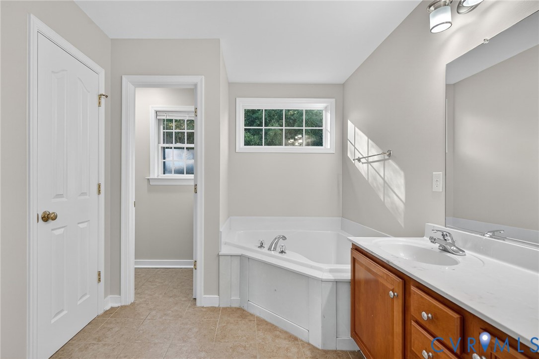 14813 Mariners Way Midlothian, VA 23112 - Photo 37 of 46 Gallery Image 37