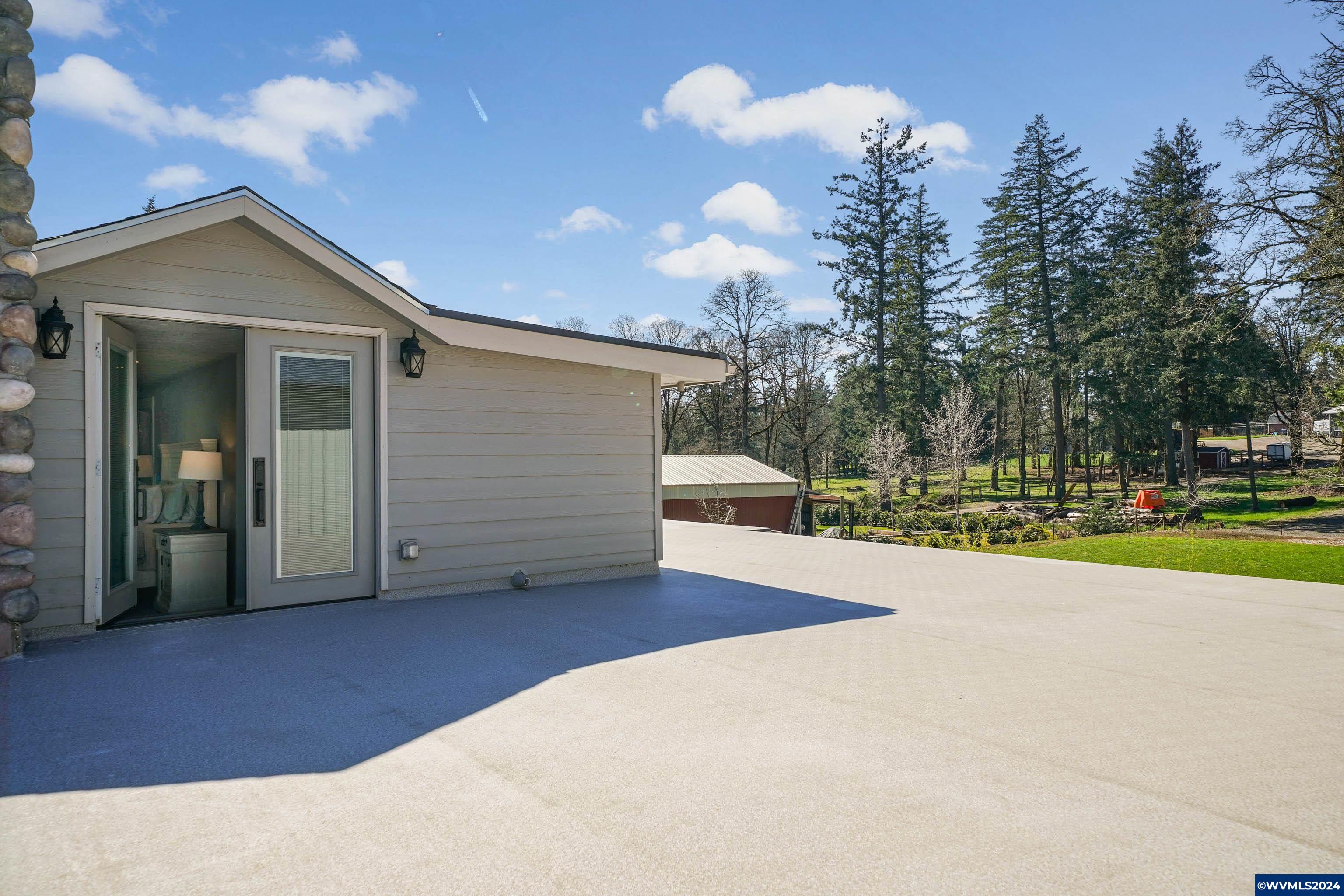 6061 Gath Road Southeast Salem, OR 97317 - Photo 28 of 40 Gallery Image 28