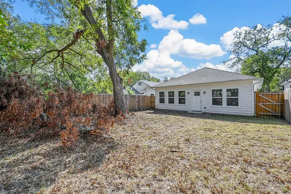 $1,575 | 517 East Heron Street, Denison, TX 75021