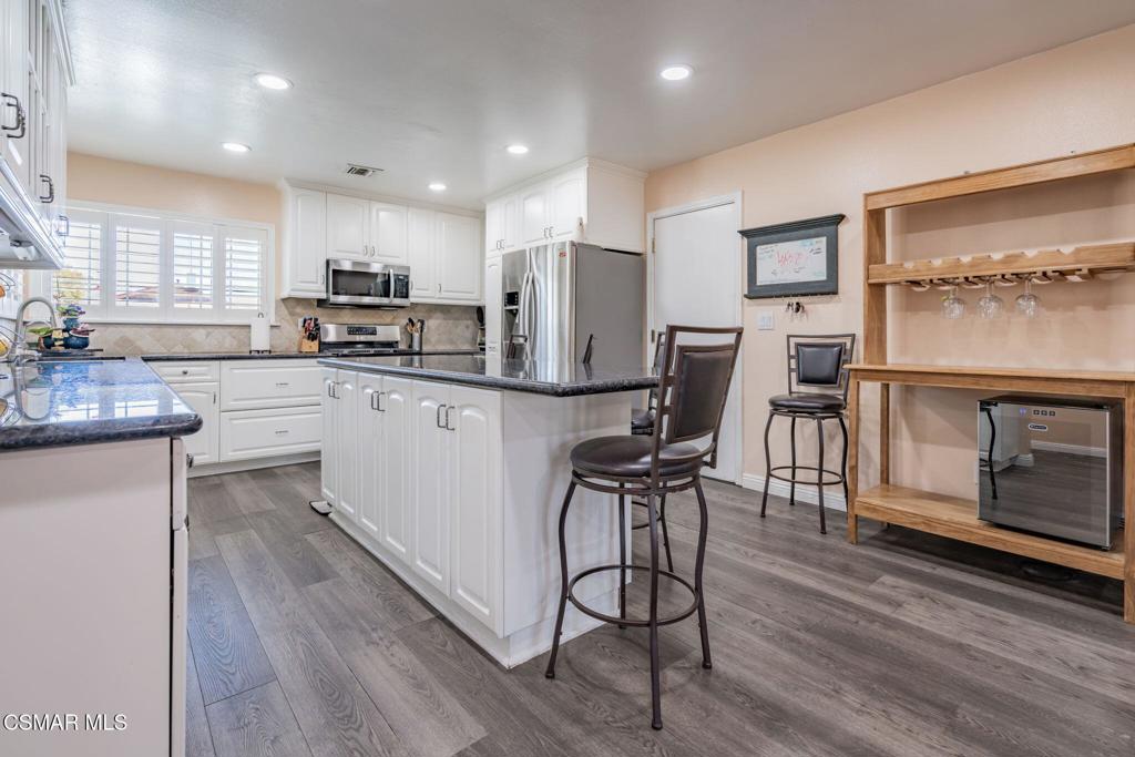 4481 Bidwell Street Simi Valley, CA 93063 - Photo 15 of 84