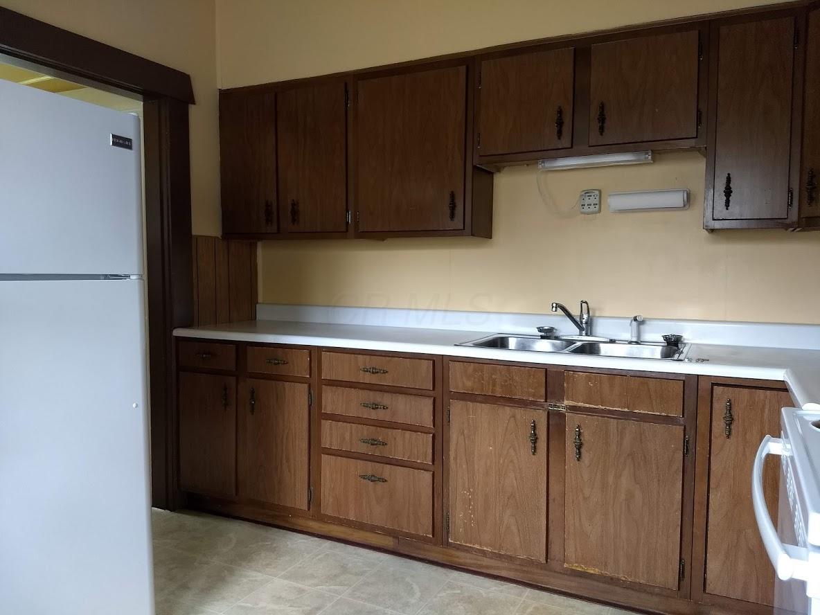 256 Ridge Road Springfield, OH 45503 - Photo 7 of 14