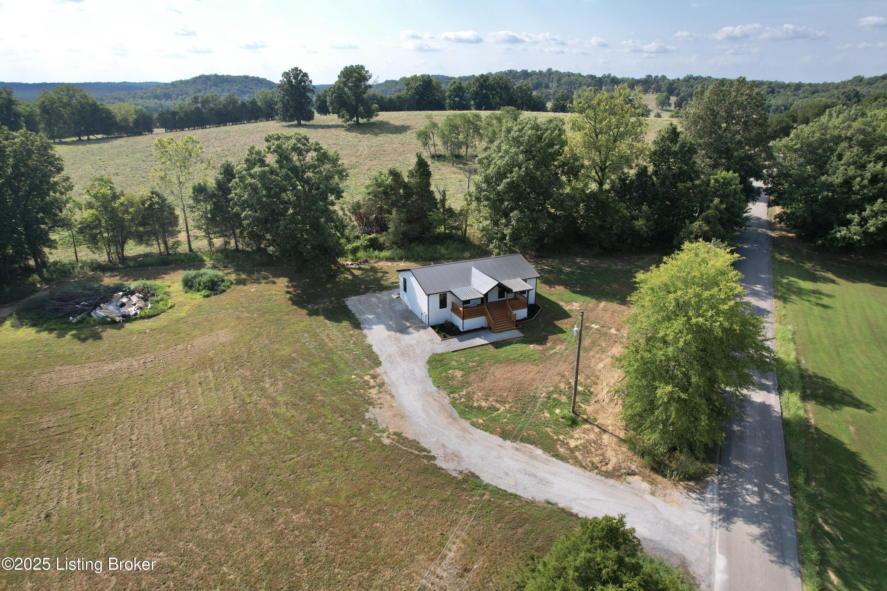 471 Shores Road Falls Of Rough, KY 40119 - Photo 5 of 43 5