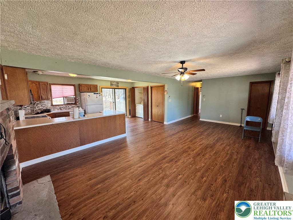 217 Bindale Road Tamiment, PA 18371 - Photo 7 of 21