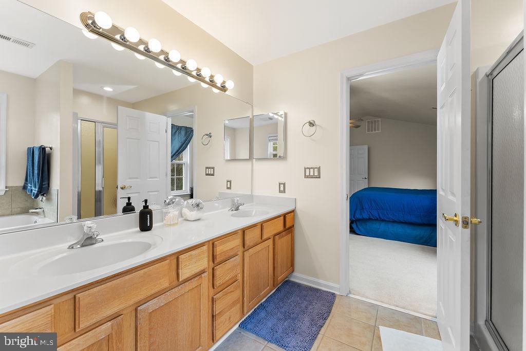 6917 River Road Fredericksburg, VA 22407 - Photo 34 of 89 Primary bath.