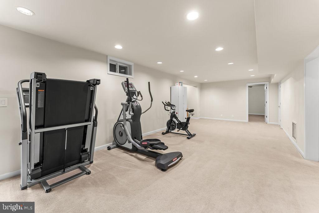 6917 River Road Fredericksburg, VA 22407 - Photo 45 of 89 Large Rec Room in the basement.