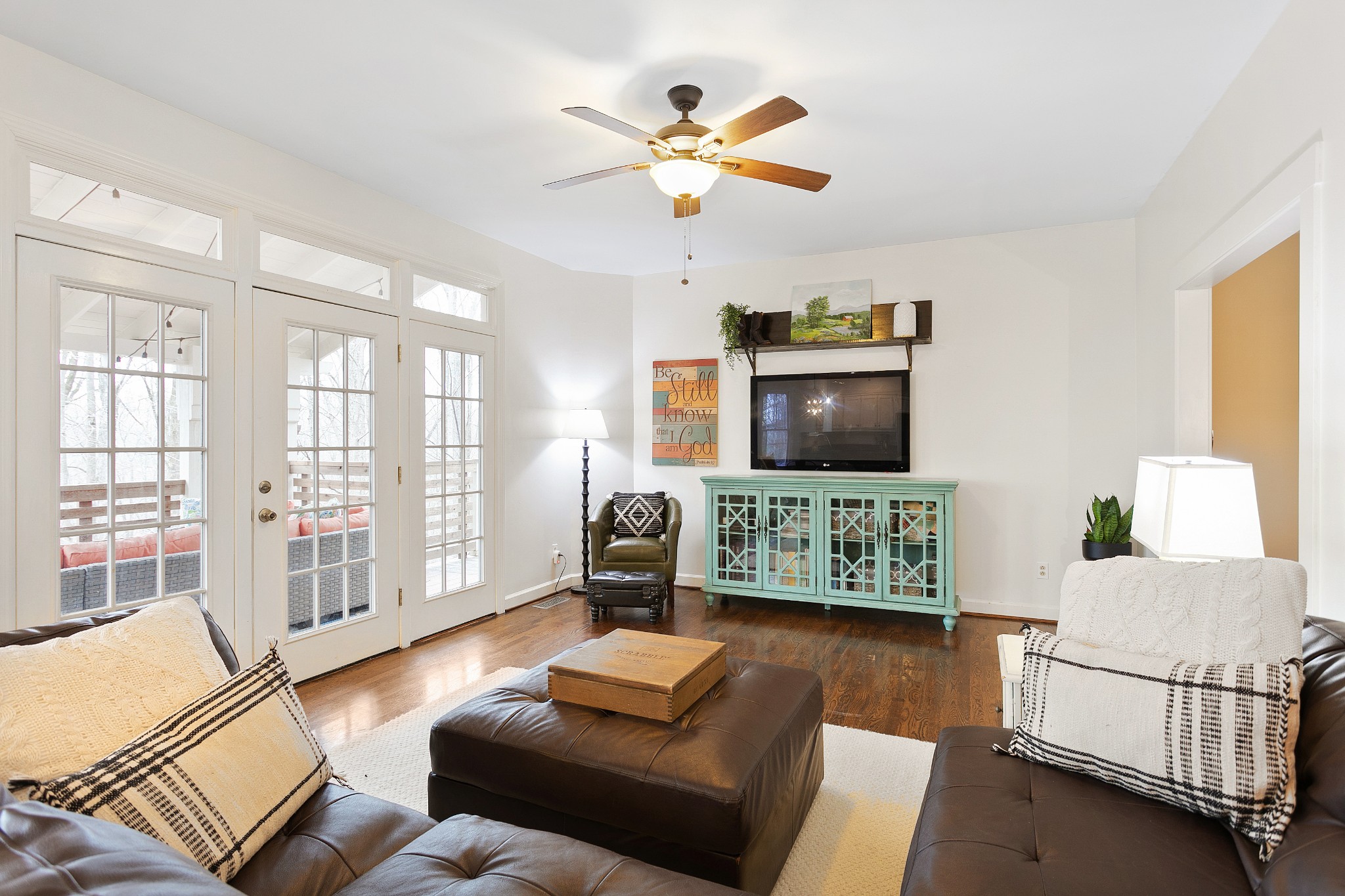908 High Point Ridge Road Franklin, TN 37069 - Photo 21 of 69 a living room with furniture and a flat screen tv