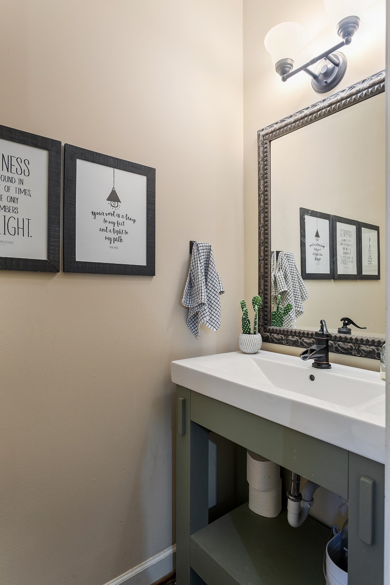 908 High Point Ridge Road Franklin, TN 37069 - Photo 30 of 69 a bathroom with a sink and a mirror