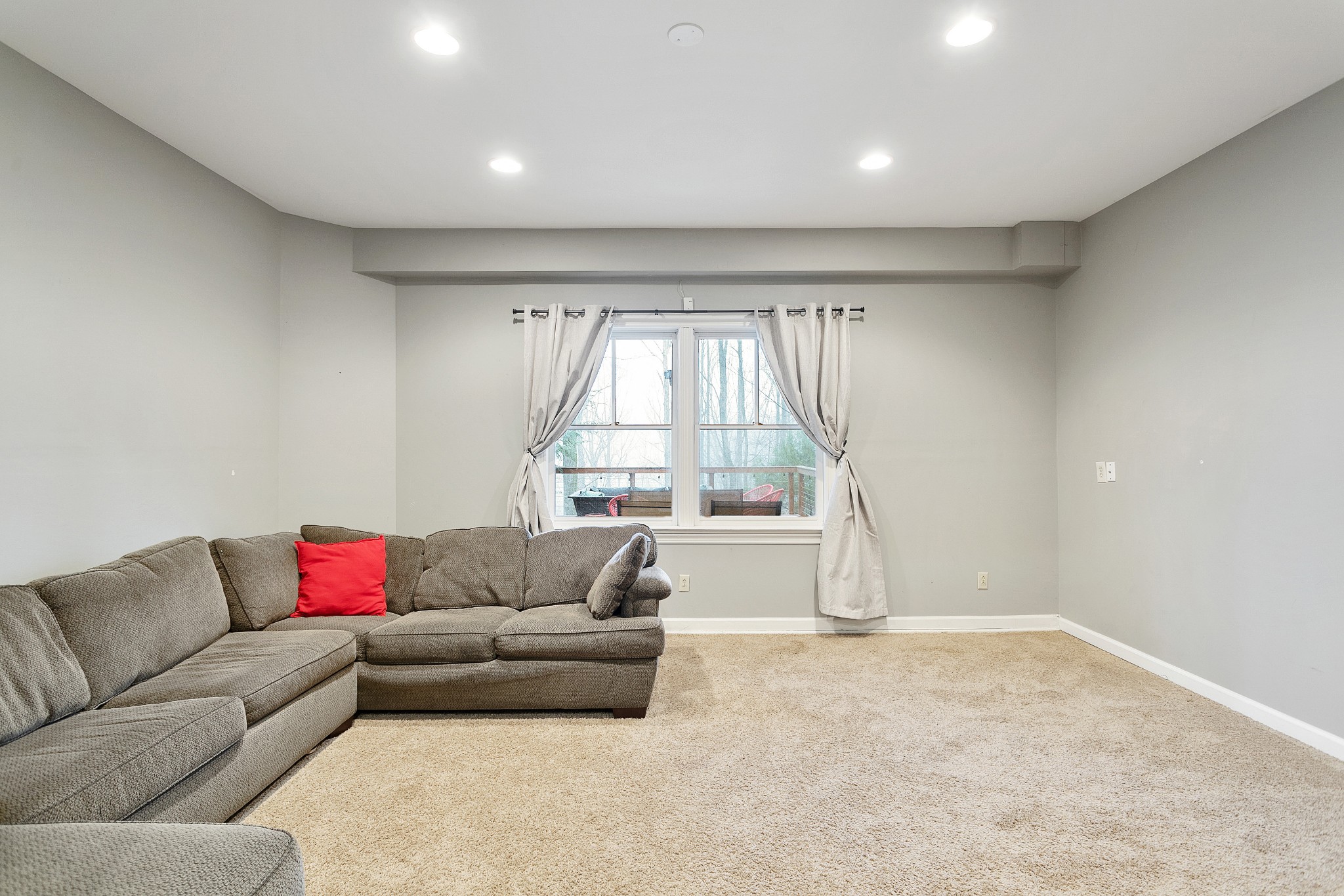 908 High Point Ridge Road Franklin, TN 37069 - Photo 42 of 69 a living room with furniture and a large window