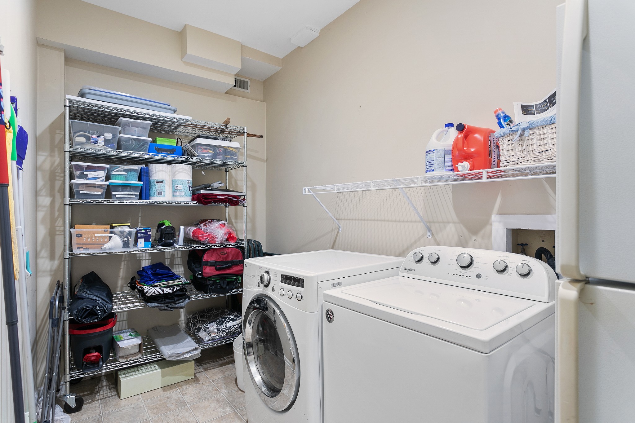 908 High Point Ridge Road Franklin, TN 37069 - Photo 44 of 69 a utility room with dryer and washer