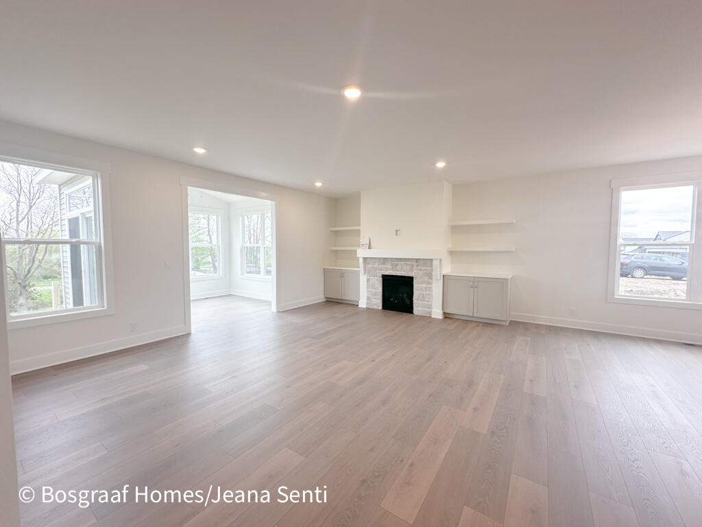 8380 Bauer Rdg Avenue Jenison, MI 49428 - Photo 17 of 28 IMG_4897
