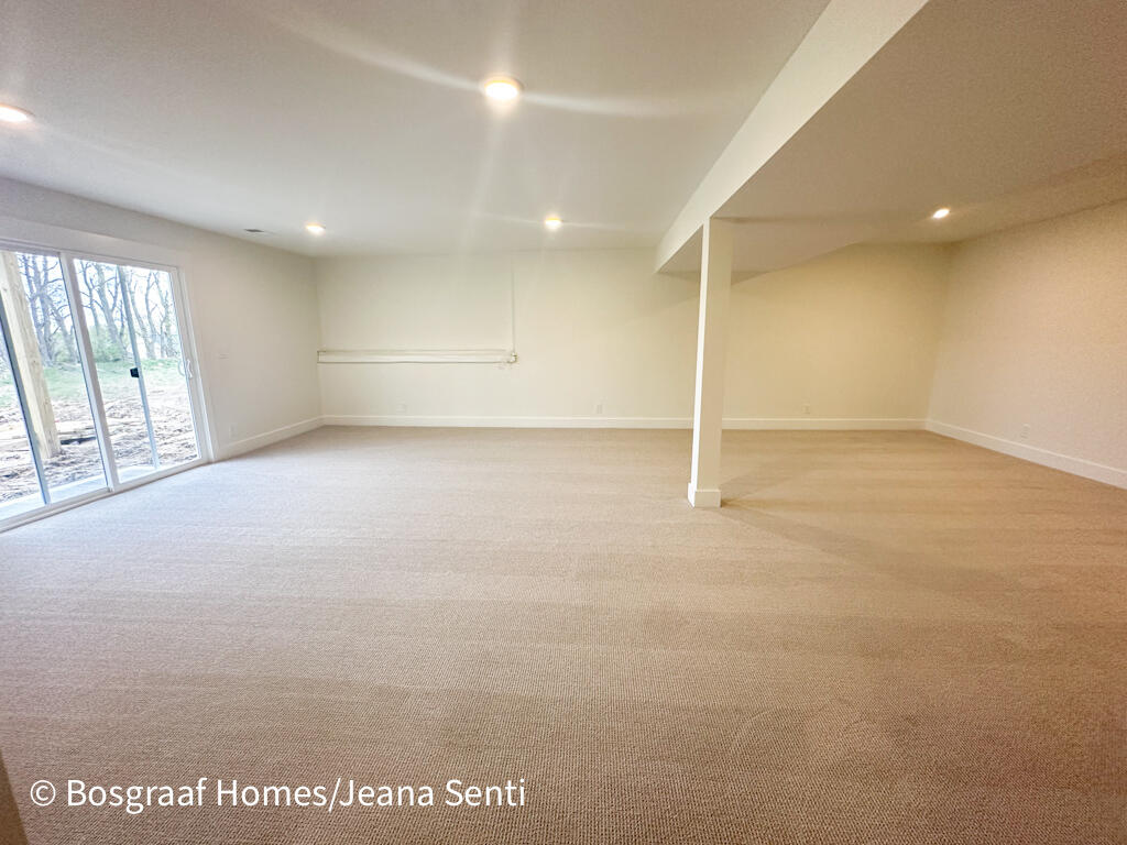 8380 Bauer Rdg Avenue Jenison, MI 49428 - Photo 22 of 28 IMG_4902