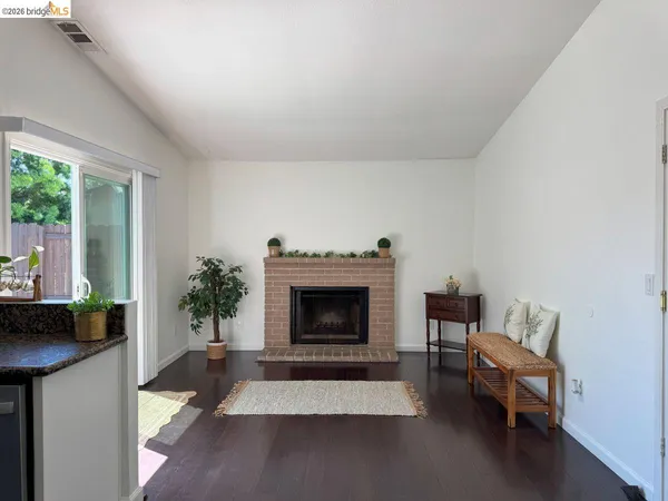 $3,200 | 1769 Teresa Lane, Oakley, CA 94561