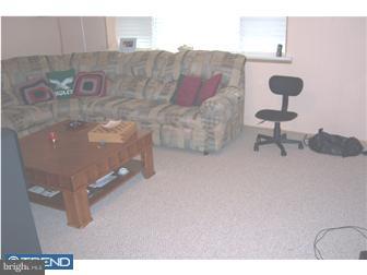 11824 Colman Road Philadelphia, PA 19154 - Photo 6 of 10 Gallery Image 6