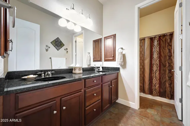 $559,900 | 17394 West Lincoln Street, Goodyear, AZ 85338