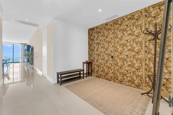 a view of empty room