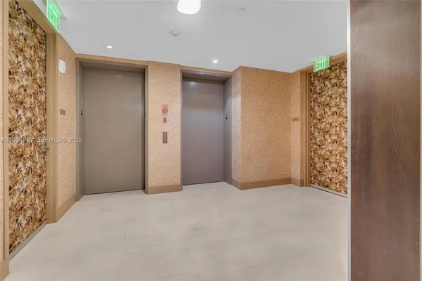 $24,900 | 18975 Collins Avenue, Unit 3901, Sunny Isles Beach, FL 33160