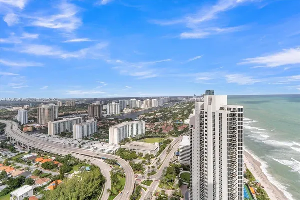 $24,900 | 18975 Collins Avenue, Unit 3901, Sunny Isles Beach, FL 33160