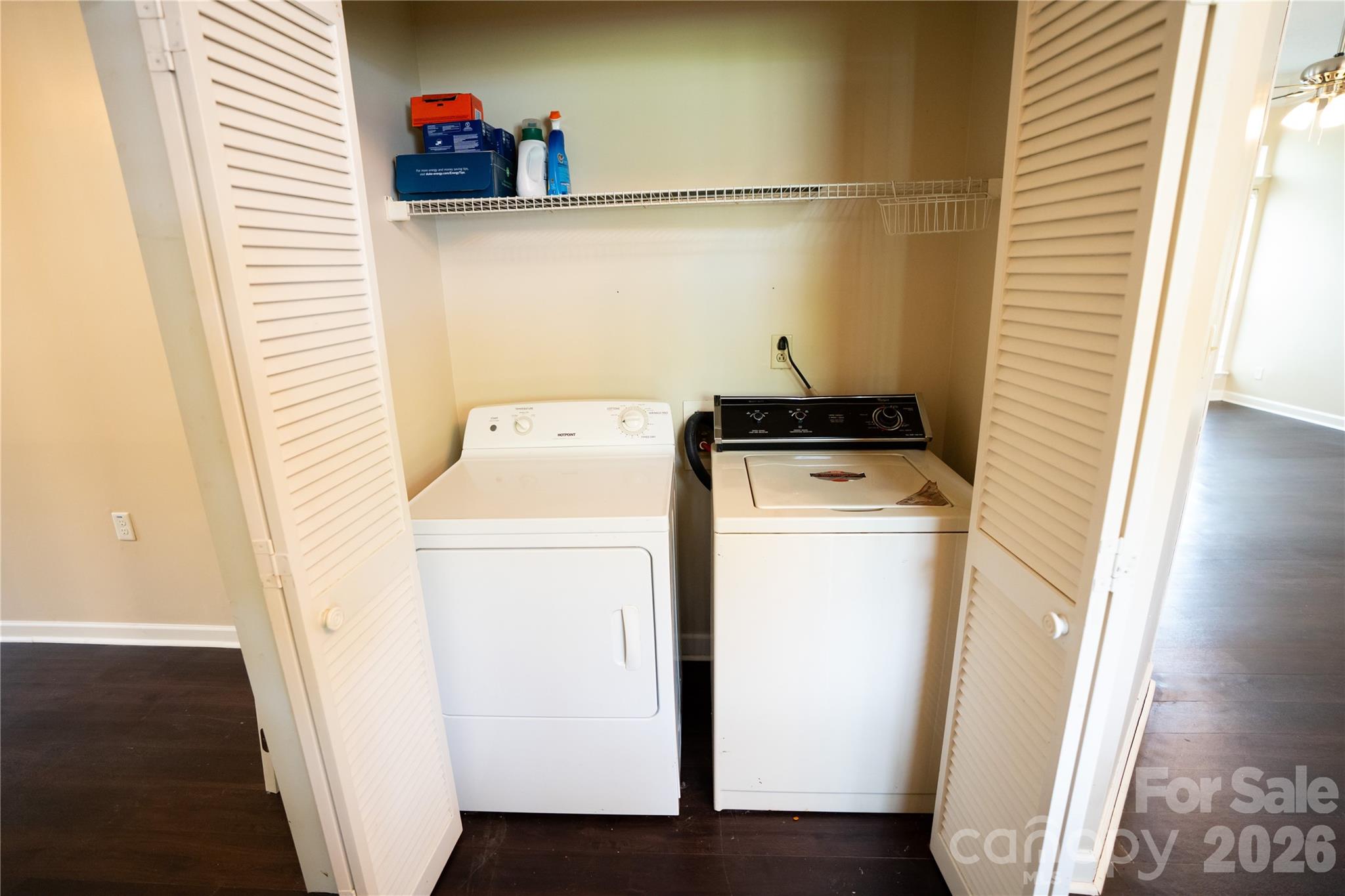 10737 Spruce Mountain Road Charlotte, NC 28214 - Photo 5 of 19 a utility room with dryer and washer