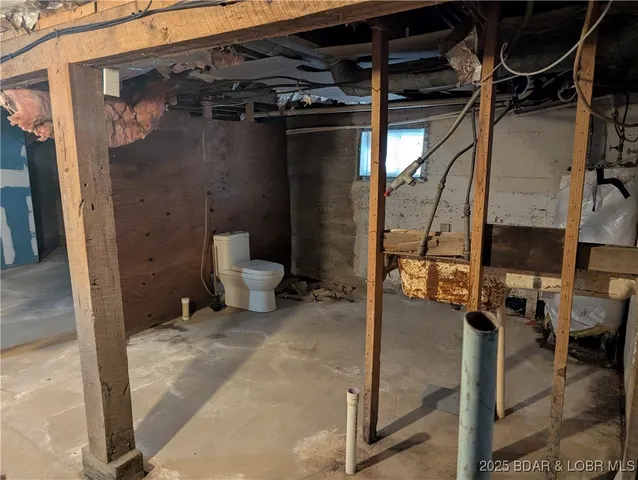 $199,900 | 164 Wilkerson Avenue, Camdenton, MO 65020