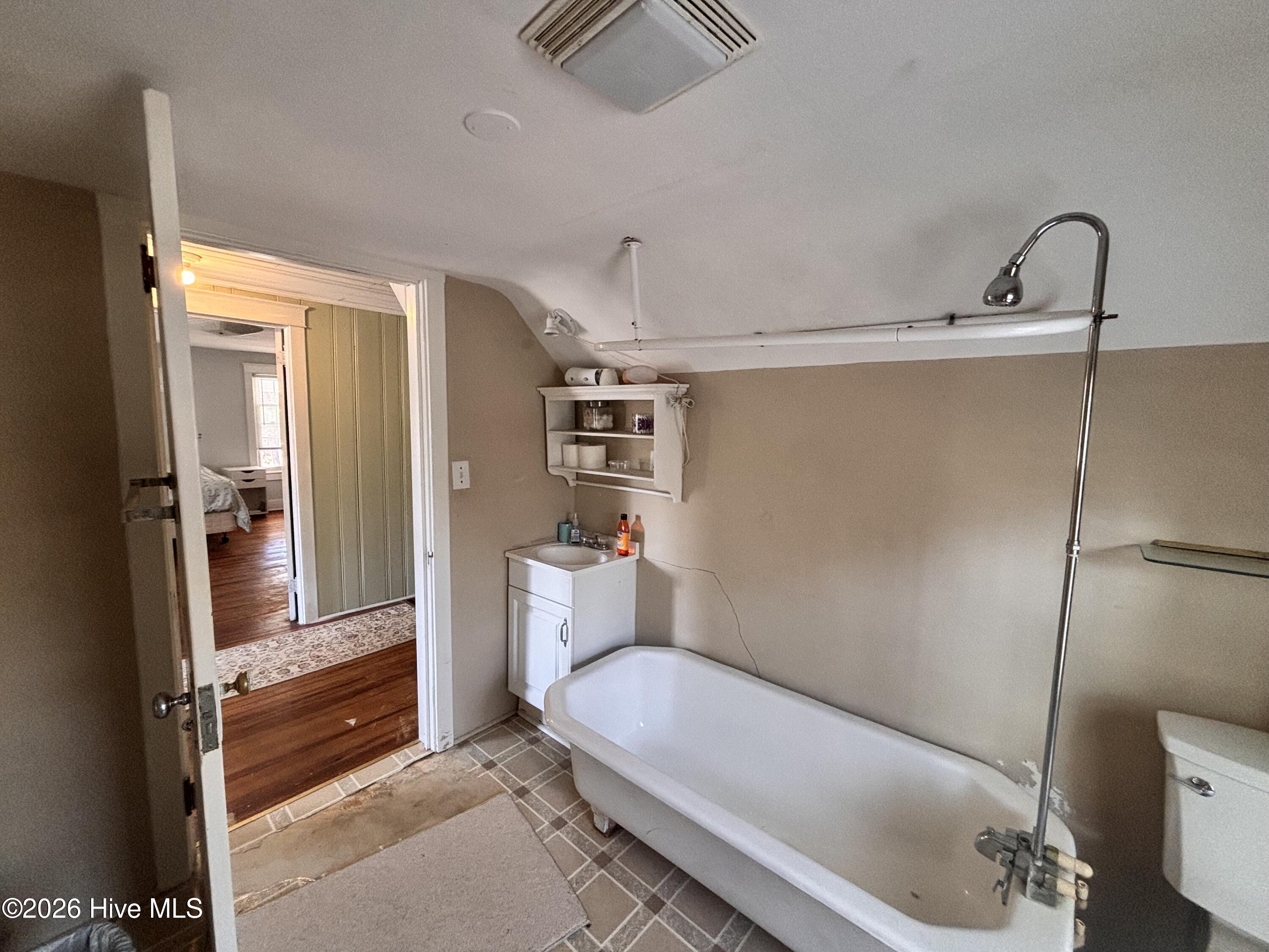 900 Beaman Street Clinton, NC 28328 - Photo 26 of 36 IMG_1636