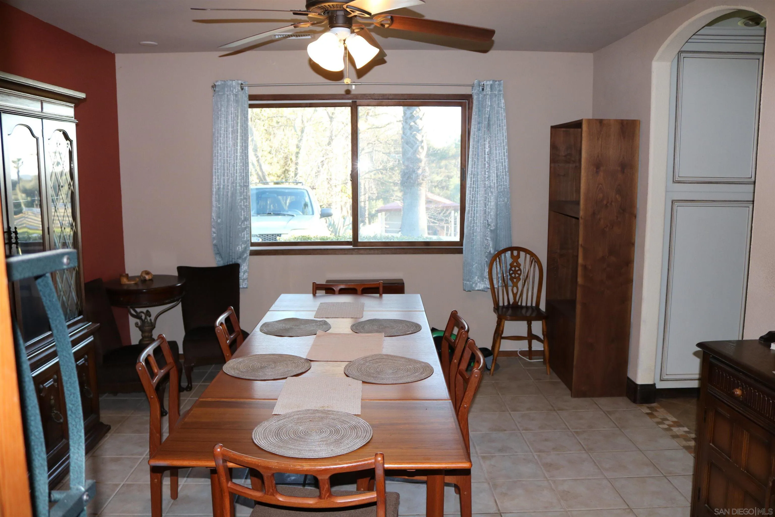 38083 De Luz Road Fallbrook, CA 92028 - Photo 12 of 29 a dining room with furniture and window