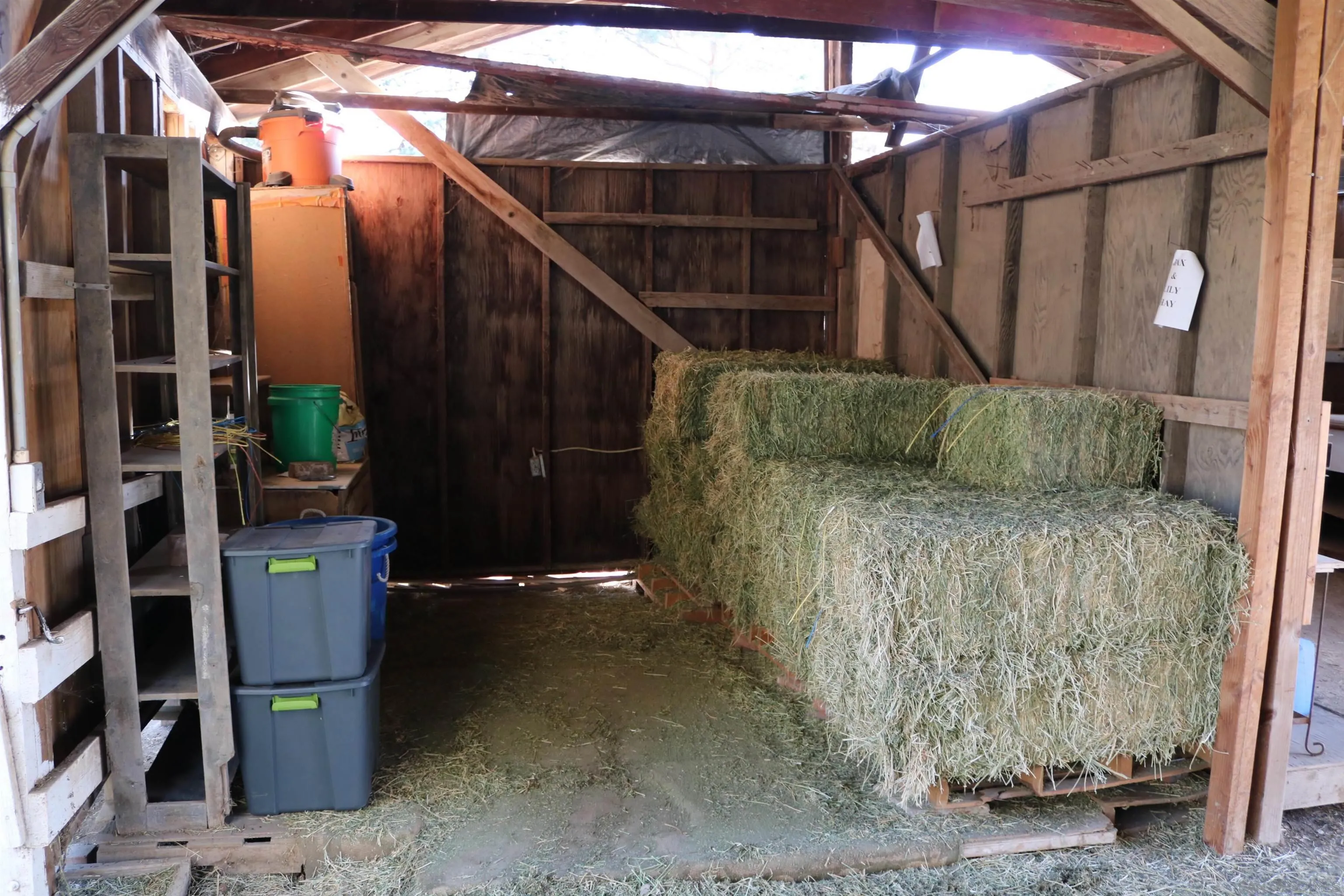 38083 De Luz Road Fallbrook, CA 92028 - Photo 24 of 29 a view of entryway
