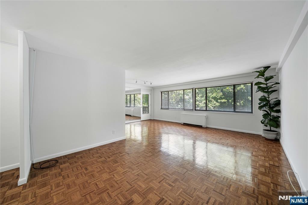 1375 River Road, Unit 2B Edgewater, NJ 07020 - Photo 6 of 30