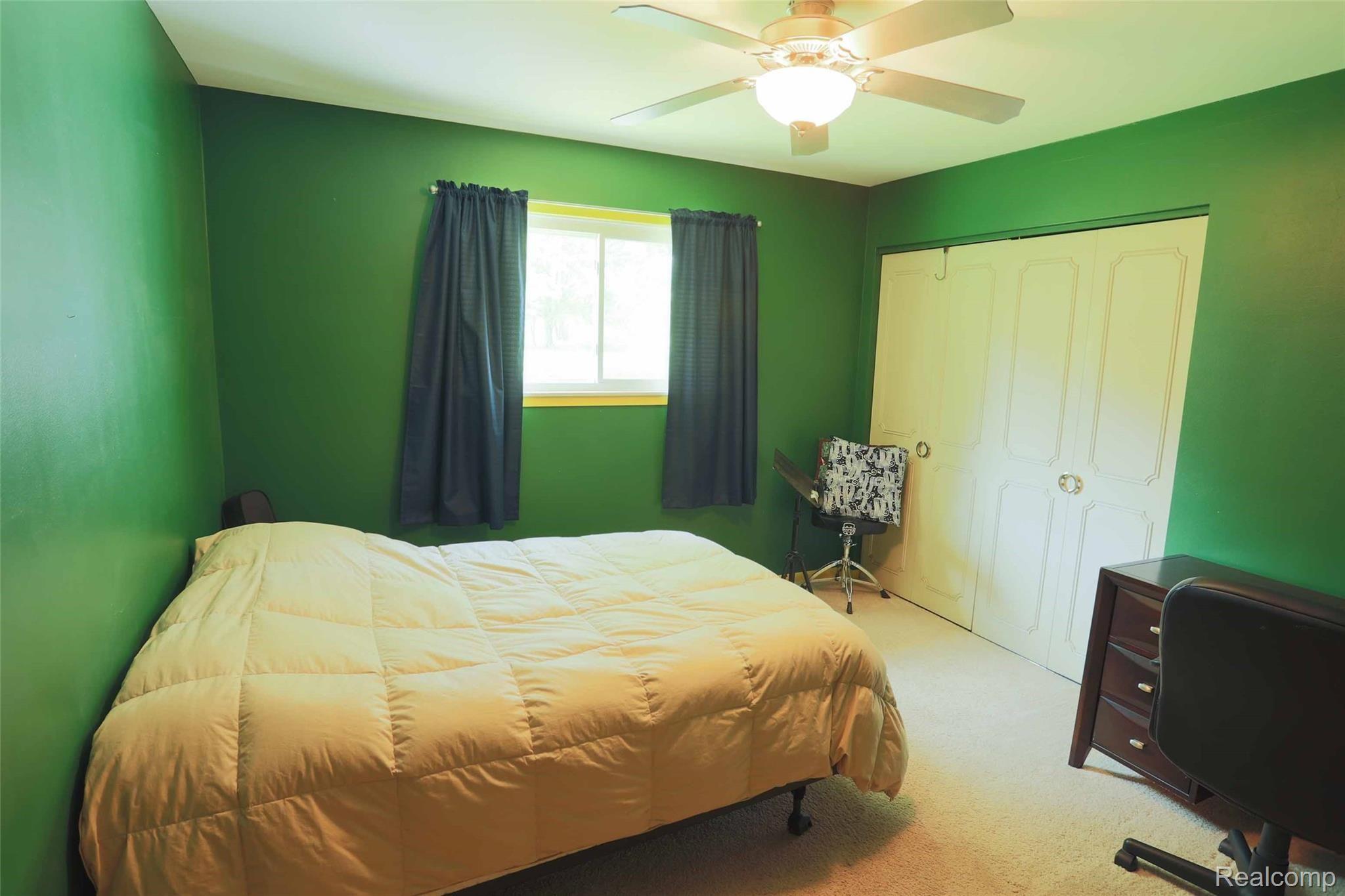 3025 North McKinley Road Flushing, MI 48433 - Photo 8 of 10 mckinely bed 2.jpg