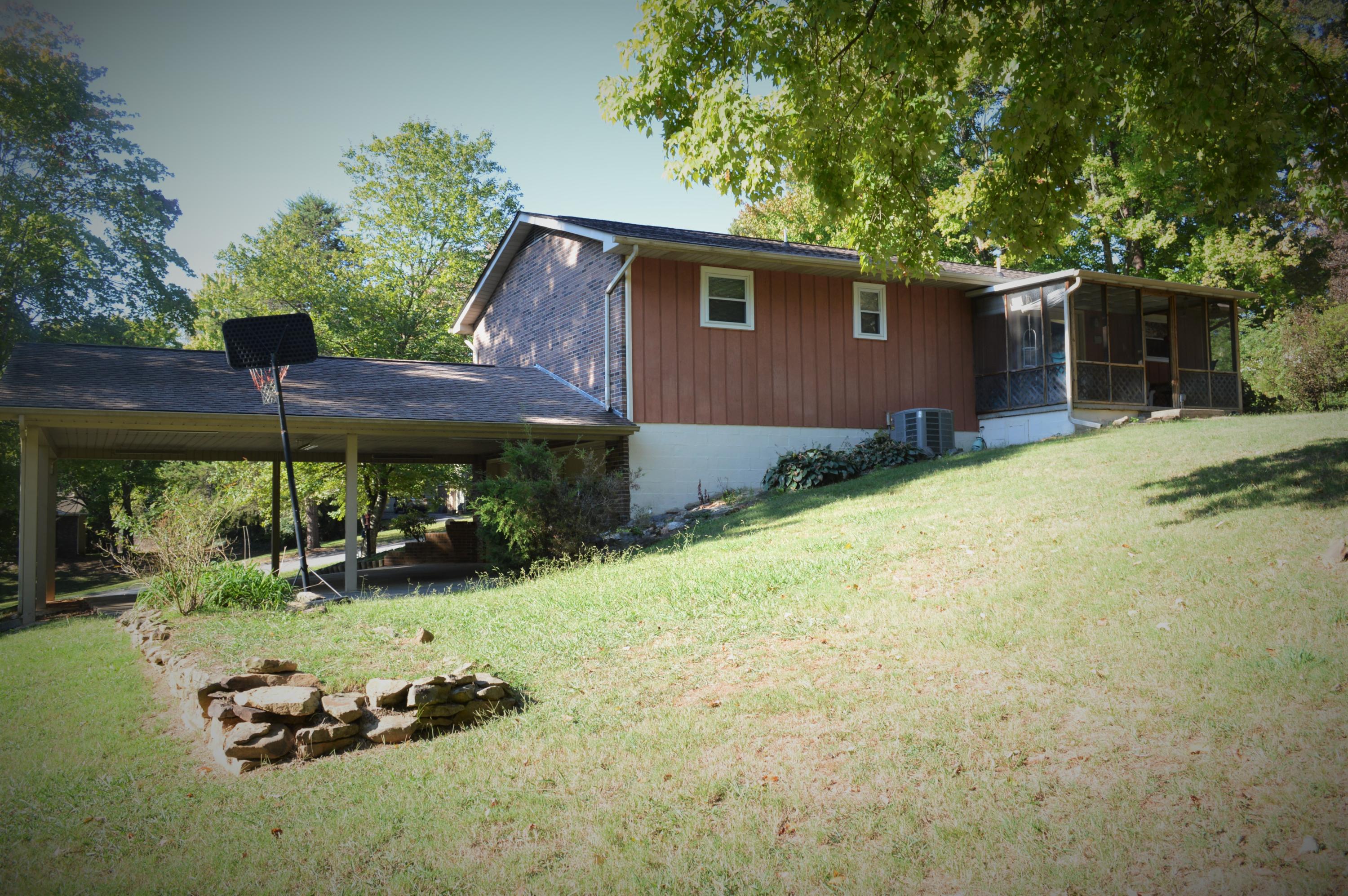 6216 Ricky Allen Road Corryton, TN 37721 - Photo 3 of 32 DSC_0144