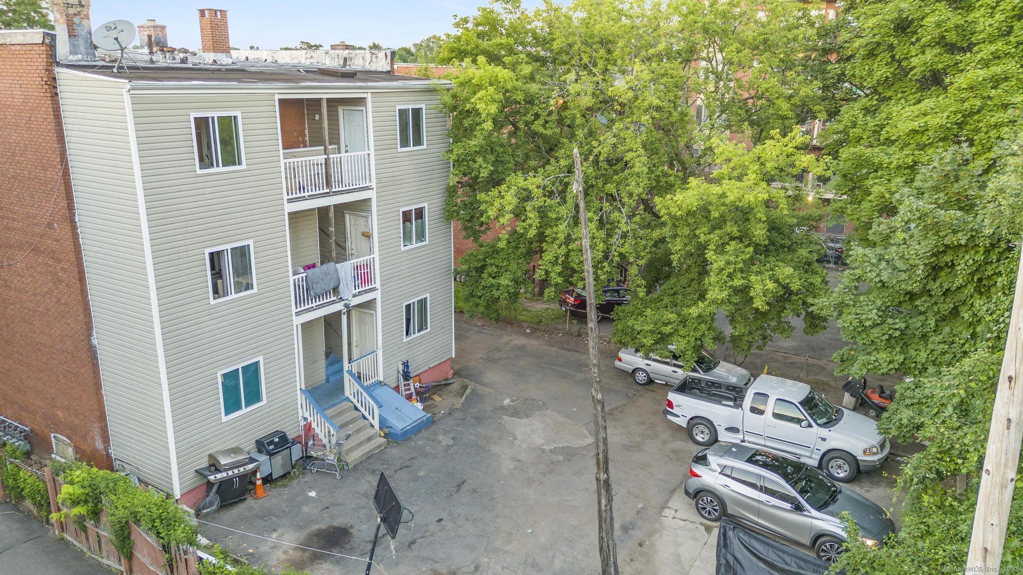 19 Whitmore Street Hartford, CT 06114 - Photo 27 of 27 a view of city with tall buildings