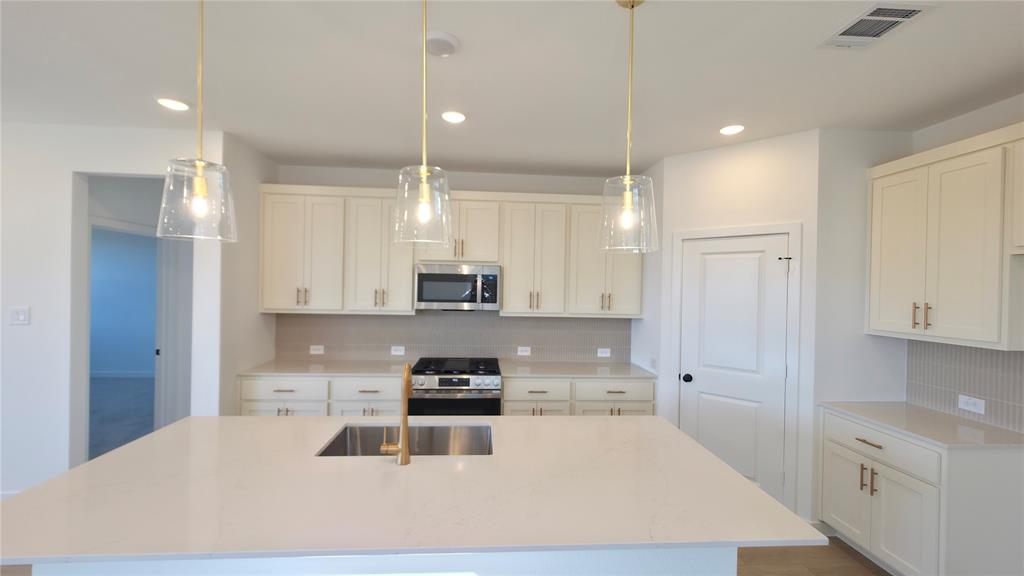 1218 Watercrest Street Forney, TX 75126 - Photo 2 of 23