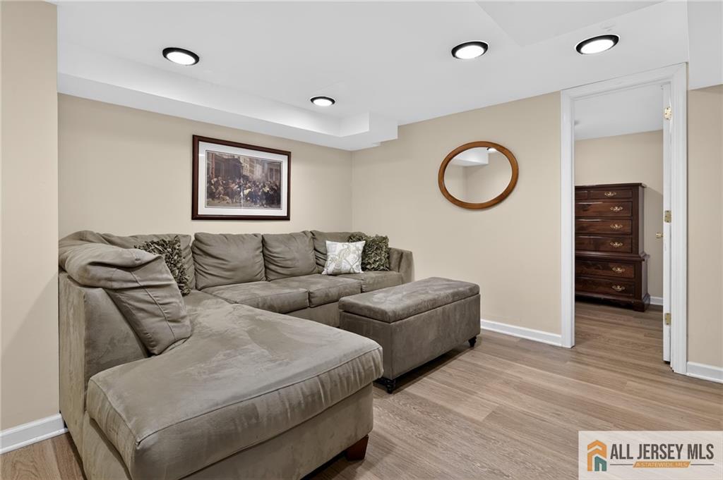 112 Tunison Road New Brunswick, NJ 08901 - Photo 54 of 55 Gallery Image 54