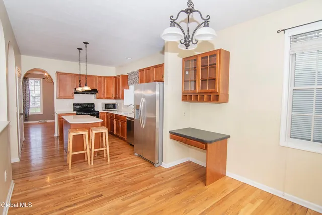 $549,000 | 8 Candlewood Drive, Malta, NY 12019