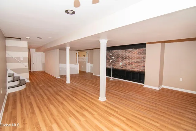 $549,000 | 8 Candlewood Drive, Malta, NY 12019