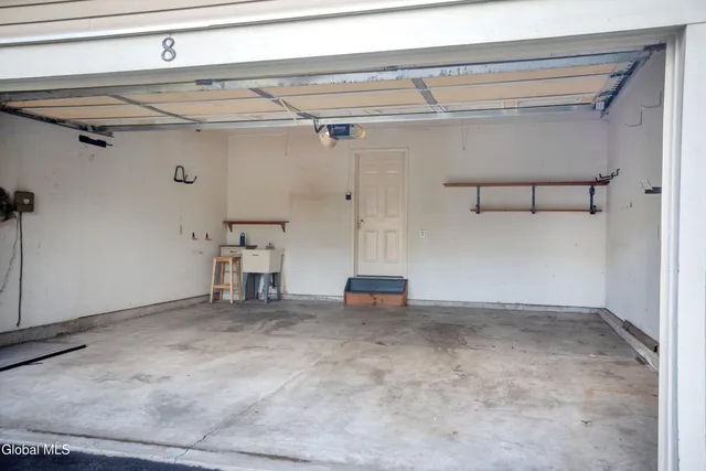 $549,000 | 8 Candlewood Drive, Malta, NY 12019