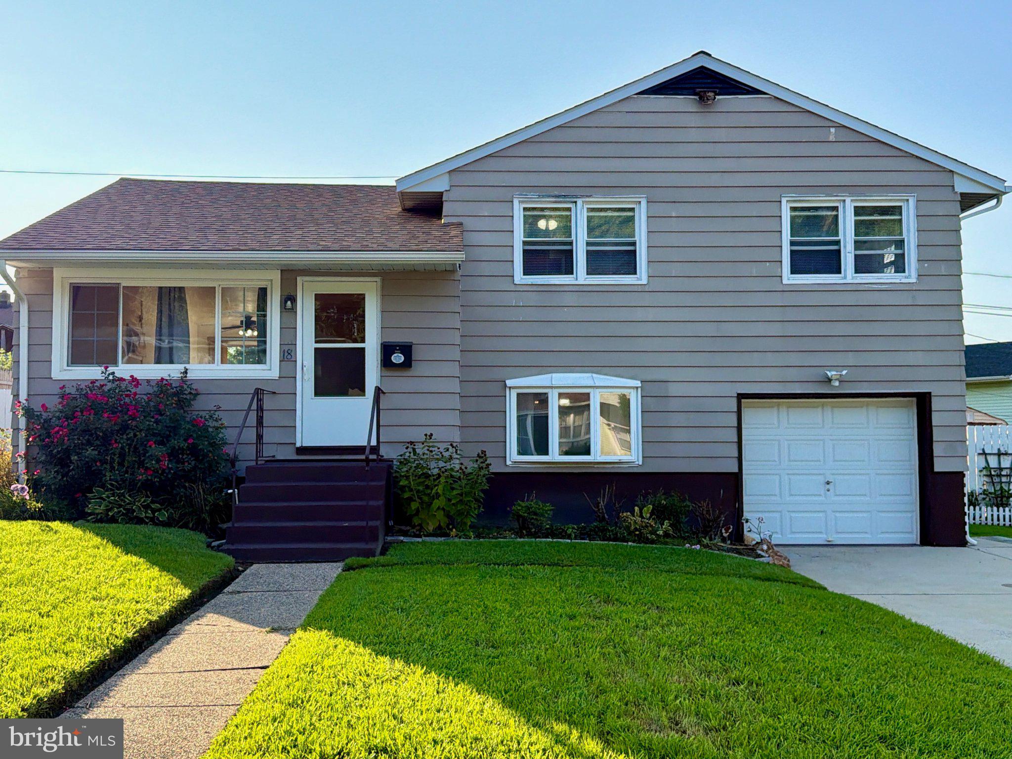 18 Aquilla Avenue New Castle, DE 19720 - Photo 1 of 30 Gallery Image 1